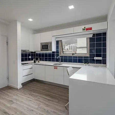 Drapes Design By An Island