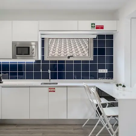 Drapes Design By An Island בית הארחה פונשל