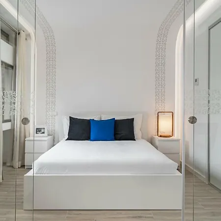 Drapes Design By An Island בית הארחה