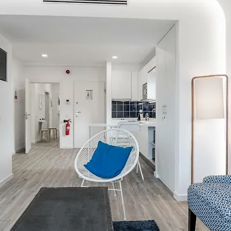 Drapes Design By An Island Pensión 4*