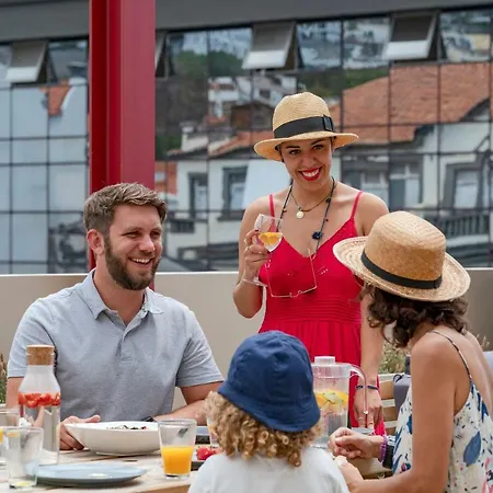 Drapes Design By An Island بيت ضيافة فونشال