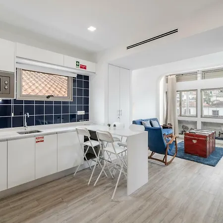 Drapes Design By An Island 4* فونشال