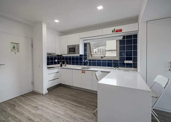 Drapes Design By An Island