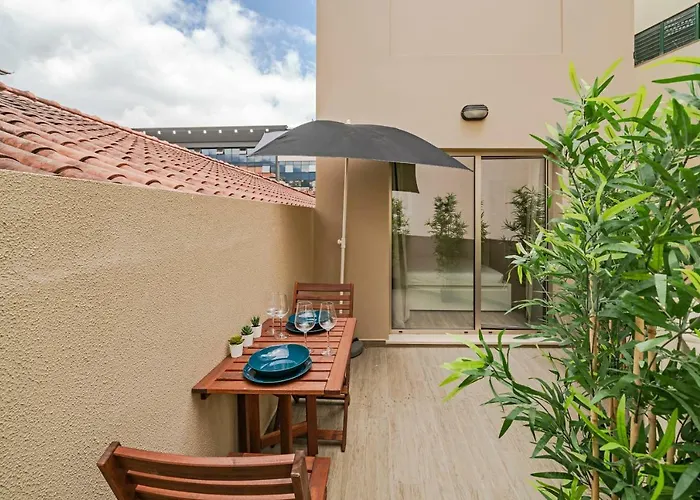 Drapes Design By An Island 4* Φουνκάλ